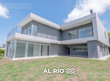 Casa · 370m² · 8 Ambientes · Casa Sobre Lote Al Río, con 5 Dorm. en Venta en San Juan - Villanueva