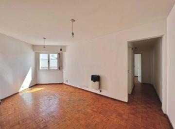 Departamento · 45m² · 2 Ambientes · Venta Depto de un Dormitorio Mitre y Zeballos