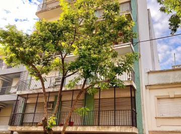 Departamento de 3 ambientes, San Isidro · Martínez: 3 Amb Pintado y Pisos Plastificados a Nuevo. Balcón C/vista Abierta