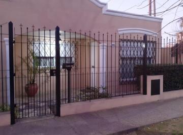 Casa · 193m² · 5 Ambientes · 2 Cocheras · Casa 5 Ambientes - Castelar Norte