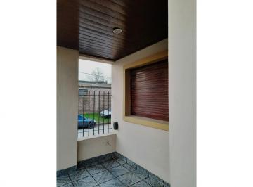 Casa · 138m² · 5 Ambientes · 1 Cochera · Madariaga Oportunidad! Casa 4 Dorm.