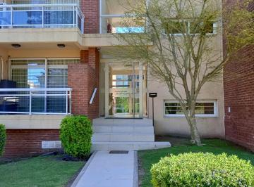 Departamento · 90m² · 3 Ambientes · 1 Cochera · Camino Al Golf. Pinamar. Av Shaw. Amenities