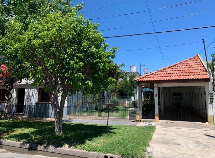 Casa · 85m² · 3 Ambientes · 1 Cochera