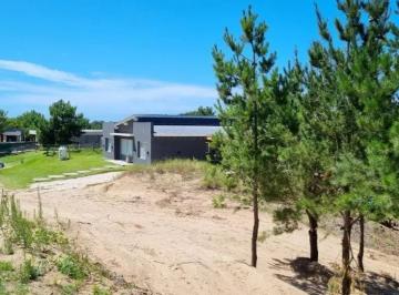Terreno · 1232m² · Venta - Lote en Costa Esmeralda - Barrio Ecuestre Lote 40 - Vehículo Parte de Pago