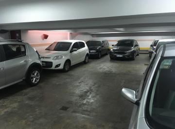 Garage , Barrio Norte · Cochera Espacio en Edificio de Departamentos