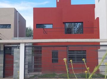 Casa de 4 ambientes, Neuquén · Casa Duplex Neuquen Capital, Ayres del Limay. a Estrenar: 3 Dorm. (1 en Pb)