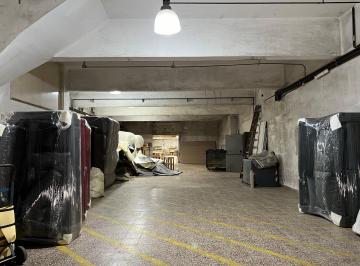 Bodega-Galpón de 1 ambiente, Villa General Mitre · Caracas y J a Garcia /galpon Triple Frente