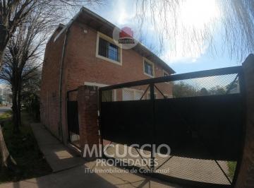 Departamento · 120m² · 9 Ambientes · Complejo de Dúplex en Venta, Venecia 478, Escobar. Permuta en Barrio Cerrado.