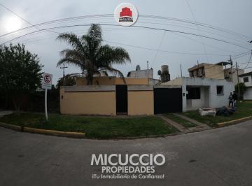 Casa · 90m² · 3 Ambientes · 1 Cochera · Casa en Venta, Dr. Ballester 190 Entre Gelves y Pasteur, Escobar Centro