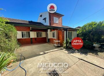 Casa · 162m² · 6 Ambientes · 1 Cochera · Casa en Venta, Venecia 674, B° Coprovi, Belén de Escobar. Apta Credito