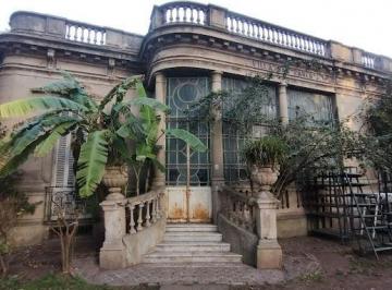 Casa , Lomas de Zamora · Villa San Pablo - Casona Sobre Lote de 8.320 m²