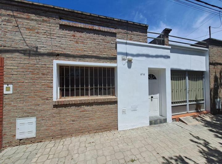 Casa · 50m² · 3 Ambientes · 1 Cochera