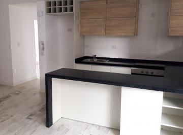 Departamento · 71m² · 3 Ambientes · Departamento de 3 Ambientes Al Frente en Edificio de Categoría en Lanusita