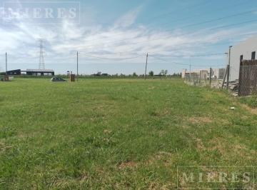 Terreno · 700m² · Lote en Venta en Club Manuel Belgrano