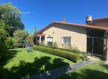 Casa · 170m² · 4 Ambientes · 2 Cocheras · Venta Casa 4 Ambientes en Martinez - Gran Parque
