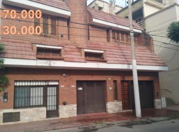 Casa de 5 ambientes, Córdoba · Casa + Dto. y Salòn Comercial, - Recibo, Depto