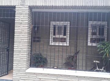C21-050-43551_2 · Venta Casa 4 Ambientes en Parque Chacabuco - Reciclada - Sin