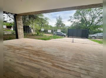 Casa de 5 ambientes, Villa Allende · Vive en El Corazón de Villa Allende Golf! Casa Moderna y Elegante a La Venta