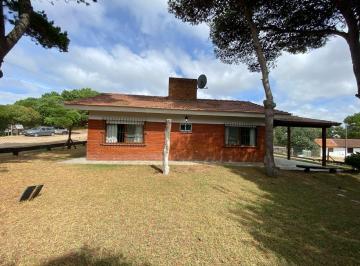 Casa de 3 ambientes, Ostende · Casa en Venta en Valeria del Mar - Rio de Janeiro.
