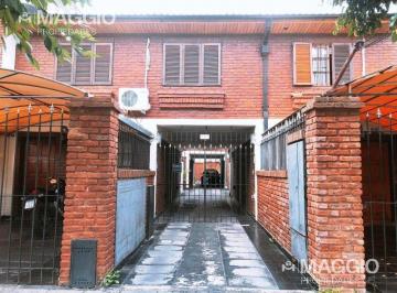 Casa · 52m² · 3 Ambientes · 1 Cochera · P. H Venta en Villa Luzuriaga