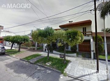 Casa · 350m² · 4 Ambientes · 3 Cocheras · Casa Venta en Ramos Mejia