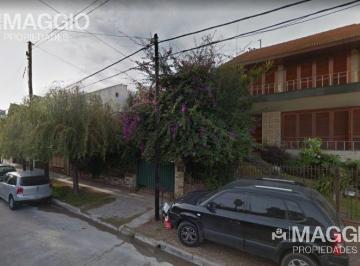 Casa · 130m² · 4 Ambientes · 2 Cocheras · Casa Venta en Ramos Mejia Sur
