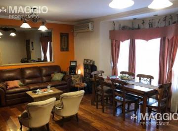 Casa · 160m² · 4 Ambientes · 1 Cochera · Venta Casa 4 Ambientes Villa Sarmiento