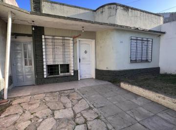 Casa · 100m² · 3 Ambientes · Casa Venta en Villa Sarmiento