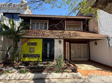 Terreno · 200m² · 4 Ambientes · 2 Cocheras · Terreno Venta en Ramos Mejia Centro