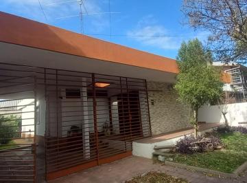 Casa de 3 ambientes, Córdoba · Casa en Barrio Parque Horizonte.