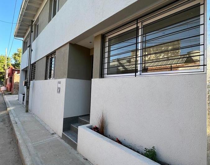 Casa · 50m² · 2 Ambientes · 1 Cochera