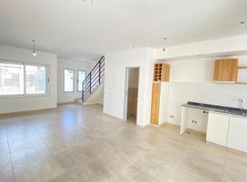 PH · 110m² · 4 Ambientes · 1 Cochera · Apto Crédito - Dúplex de Cuatro Ambientes a La Venta
