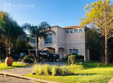 RRA-RR1-689_2 · Casa en Venta Saint Thomas Sur - Canning
