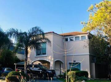 Casa de 5 ambientes, Esteban Echeverría · Casa en Venta Saint Thomas Sur - Canning