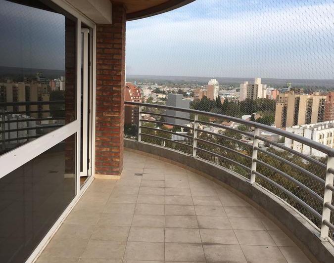 Departamento · 230m² · 6 Ambientes · 2 Cocheras