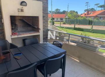 Foto1 · Vende Apartamento con Parrillero, de 3 Dorm. en Playa Mansa Punta del Este