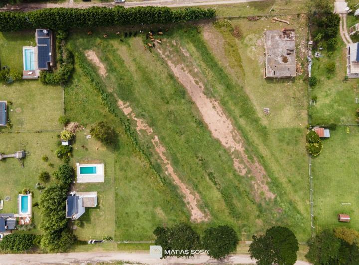 Terreno · 920m²
