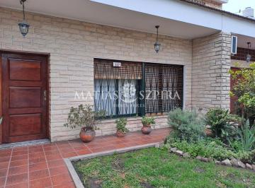 MSB-MS2-6813_2 · Casa con Patio, Parrila y Terraza