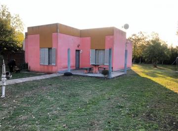 C21-032-64484_2 · Casa de 4 Dorm. en Venta en Lisandro Olmos