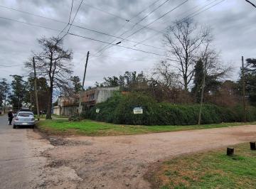 Terreno · 467m² · Lote en Esquina a m de Espora - con Escritura