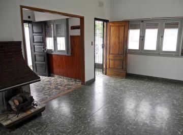 2 · Venta PH 3 Ambientes en Villa Adelina