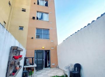 Departamento de 1 ambiente, Morón · Venta Monoambiente Dividido con Jardín