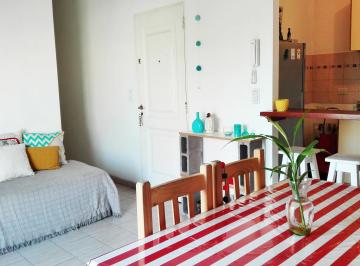 Departamento de 2 ambientes, Morón · 2 Amb. Céntrico con Balcón