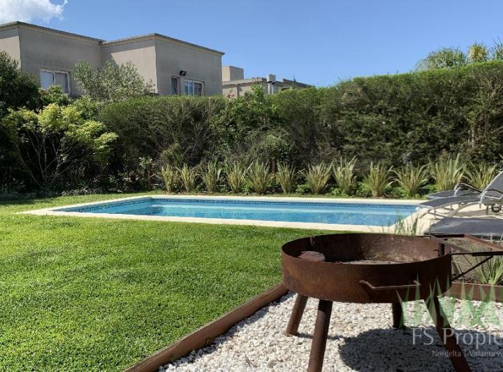 Casa · 195m² · 6 Ambientes · 2 Cocheras
