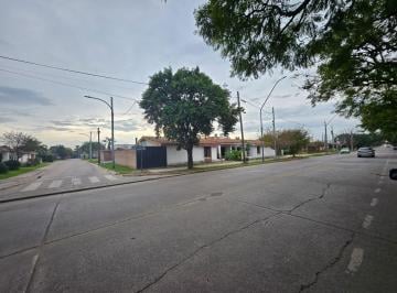Foto · Venta Casa de 4 Dorm. en Poeta Lugones.