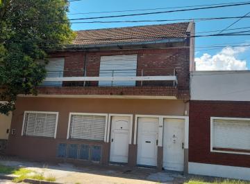 PH de 4 ambientes, Vicente López · PH de 4 Ambientes en Planta Alta con Entrada Independiente - Apto Crédito