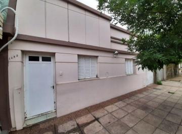Casa · 92m² · 2 Dormitorios · Dr. Galvez 1400