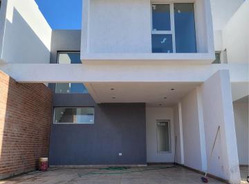 Casa · 135m² · 3 Dormitorios · 2 Cocheras · Docta - Duplex 3 Dorm 3 Baños Calef Central