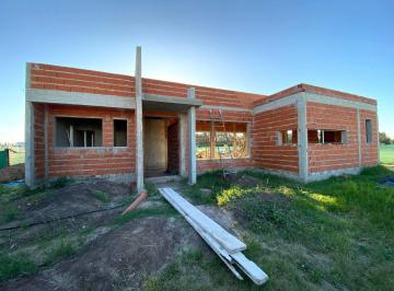 Casa · 153m² · 4 Ambientes · 2 Cocheras · Venta Casa en Obra en Barrio Monet - Los Cardales