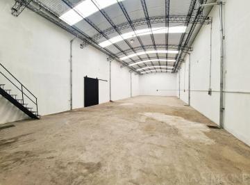 Bodega-Galpón · 670m² · Nave Industrial - San Martin - Venta con Renta